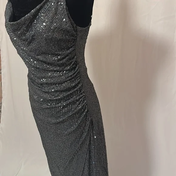 Laundry by shelli segal sequin cowl neck slip in gunmetal  size 6 - Picture 2 of 6
